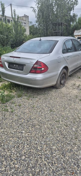 Продам w211 на розрив
