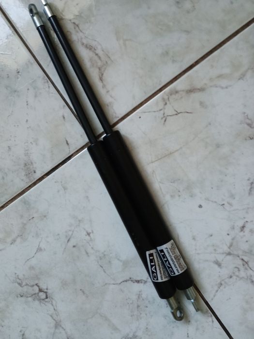 Siłownik gazowy 500 N