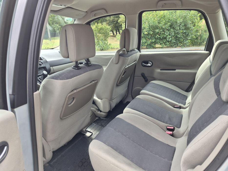 Продам Renault Scenic 1.6 бензин
