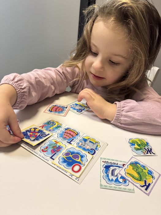 Логопед, дефектолог