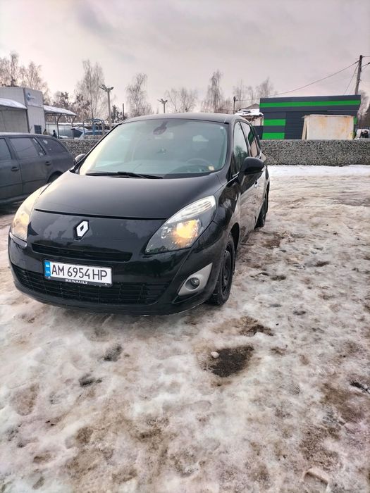 Renault grand scenic 3 1.6 dci 2011 року