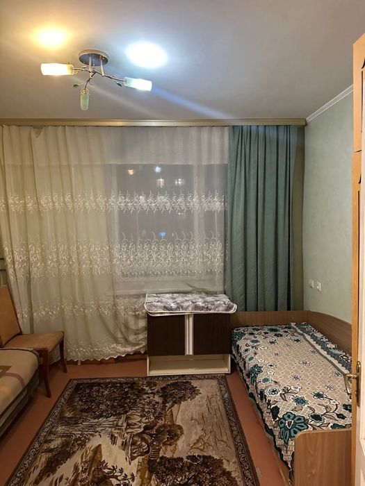 Оренда кімнати на Вишеньці для дівчини. Келецька Ващука Ринок Вишенька