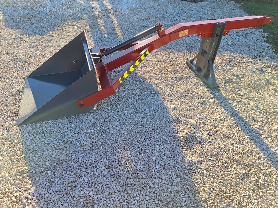 Na tylni TUZ na tył ciągnika tur ładowacz łyżka widły