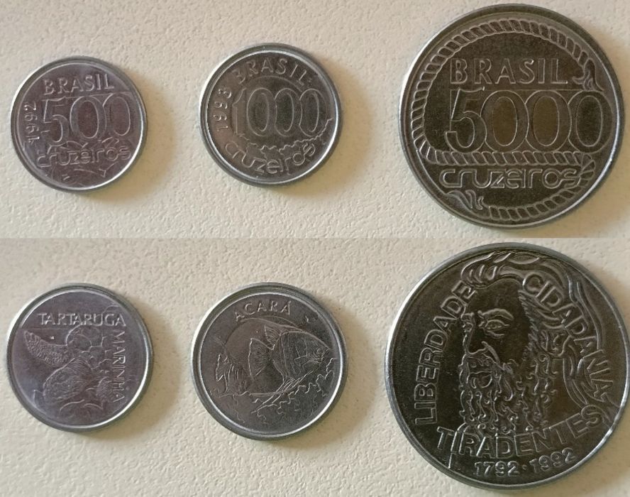 Coleção de Moedas e Notas - Partes da História Financeira do Brasil