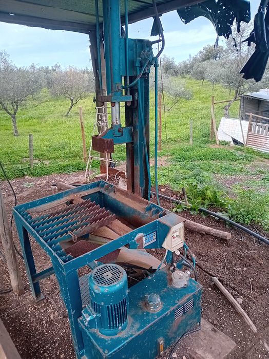 Maquina de descascar madeira