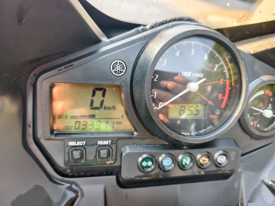 Yamaha TDM 900 – poucos kms, muita vontade de andar