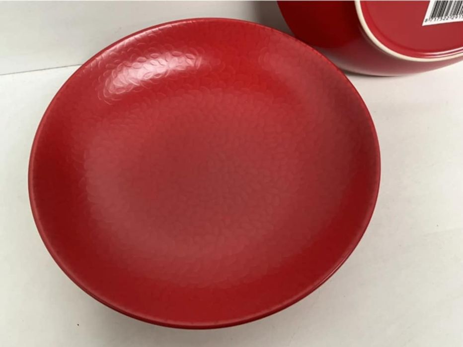 Piękne duże talerze