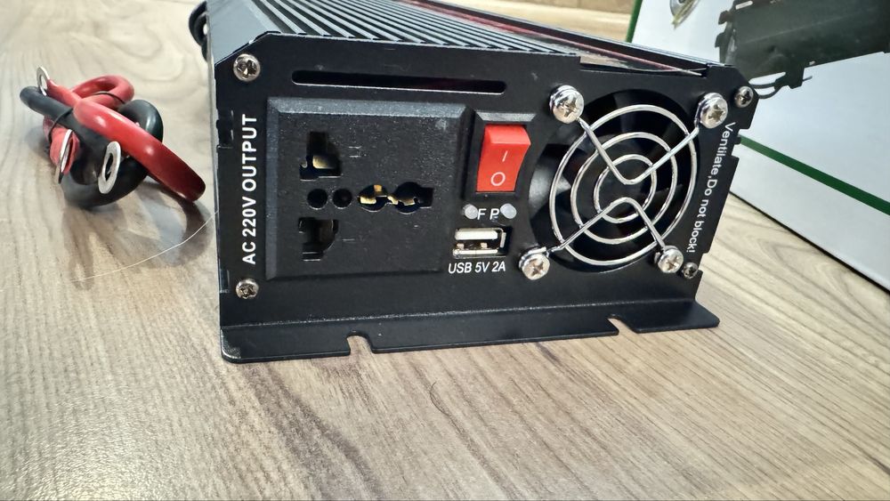 Інвертор  с зарядкою  ‼️ 1800w 20A ( 12~ 220 v ) Перетворювач УПС ДЖБ