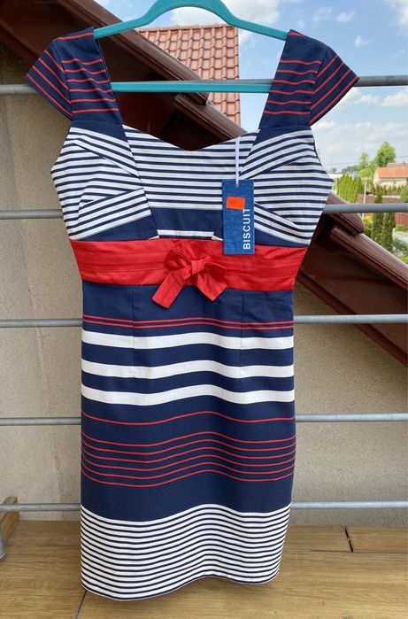 Nowa sukienka Biscuit M