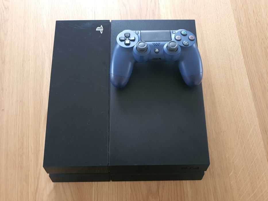 PS4 PlayStation 4