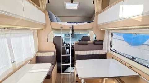 Autocaravana 2014 Fiat Ducato Sunlight A72 de 6 Lugares