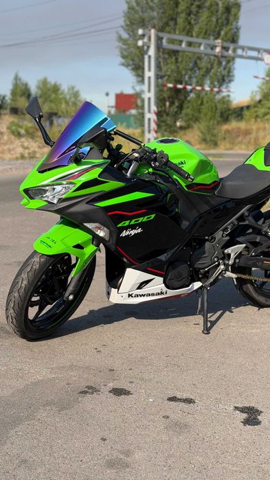 Kawasaki Ninja 400 ABS KRT Edition 2021