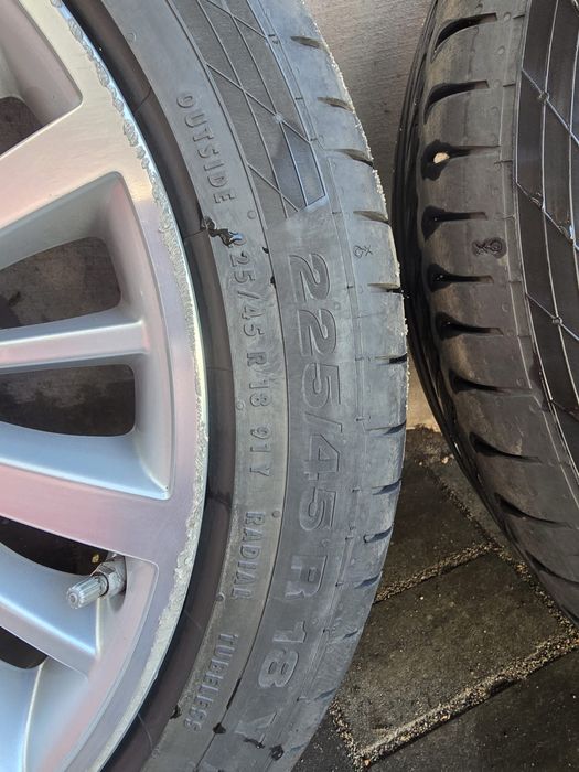 Felgi 18 z oponami do BMW orginalne