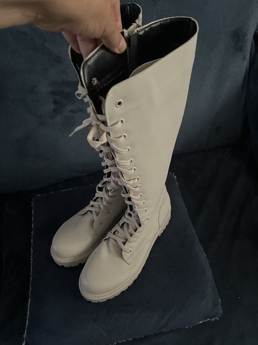 Vendo botas de senhora varios modelos com cano alto