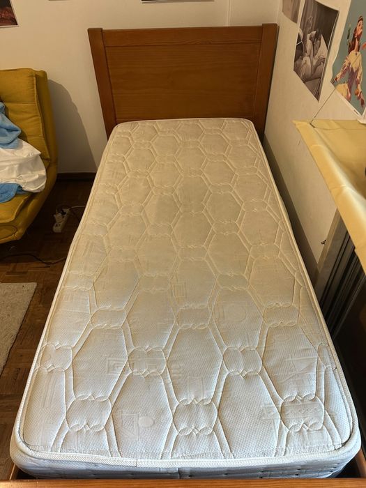 Cama solteiro com colchao e estrado
