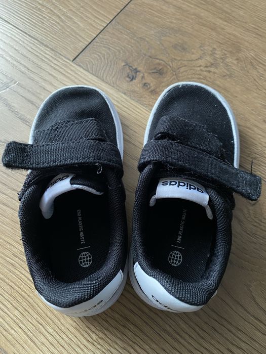 Adidasy czarne roz.23
