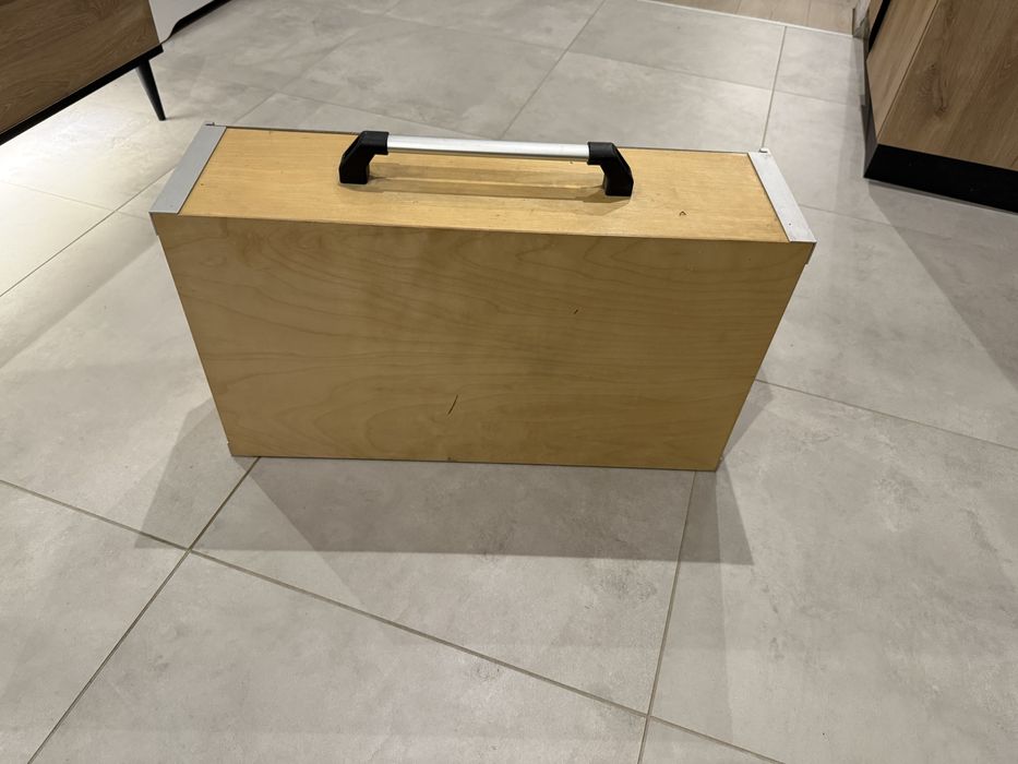 Case skrzynia transpotowa kablarka