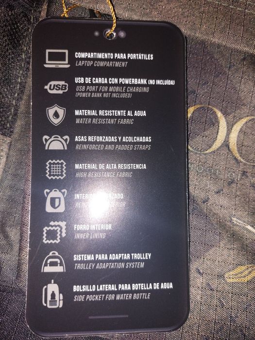 NOVA C/ ETIQUETA Mochila HOGWARTS - Harry Potter