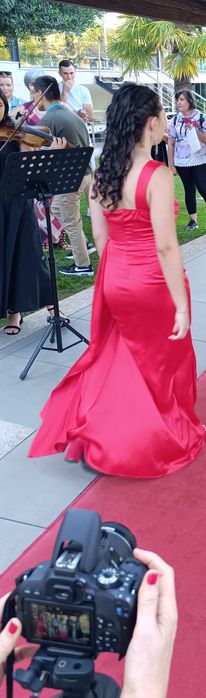 Vestido novo vermelho