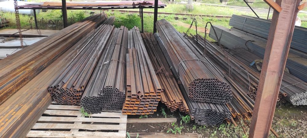 Труба профільна.