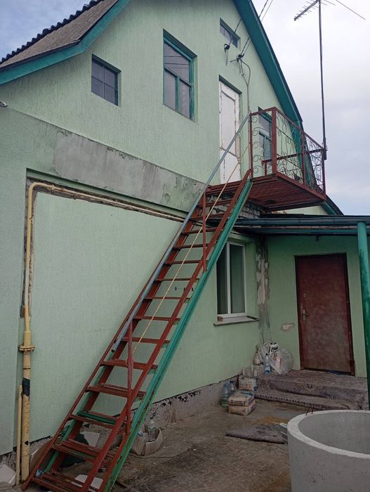 Продам пів будинку в селі Гора ціна АКЦІЙНА