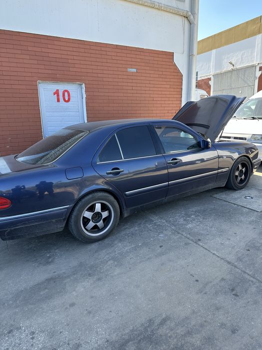 Mercedes E200 Kompressor 186cv GPL