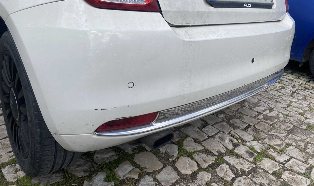 Para-choques traseiro Fiat 500