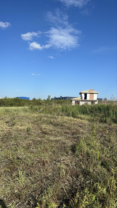 Продам земельну ділянку в Сокільниках під забудову
