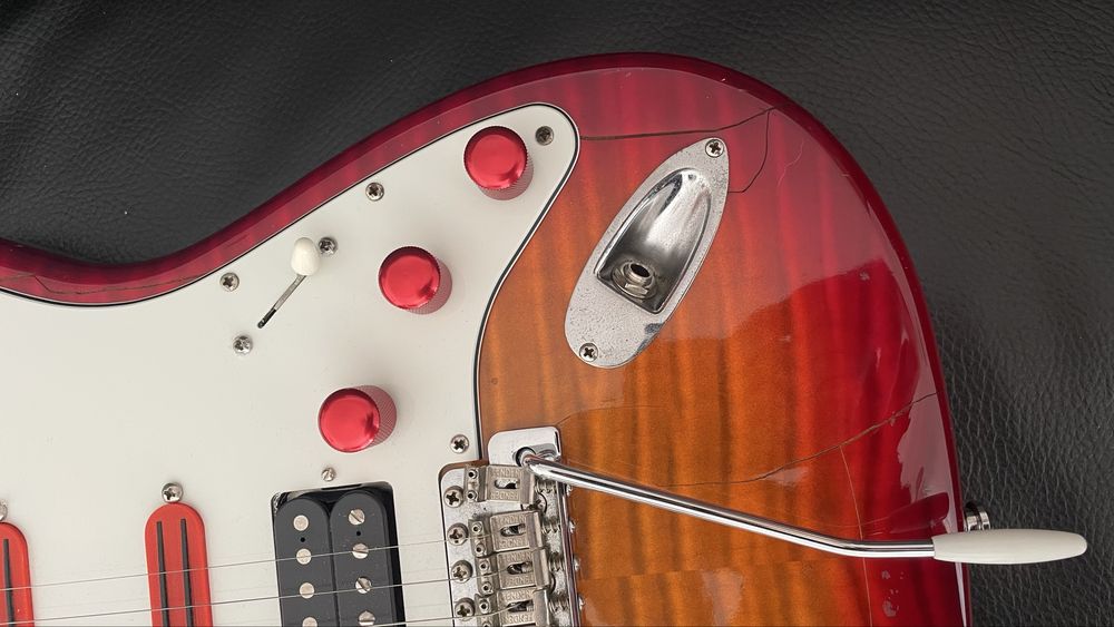 Fender strat MIJ fotoflame de 94