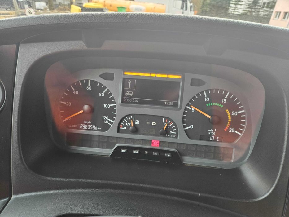 Samochód specjalistyczny Hakowiec Mercedes-Benz 2643K Axor-C