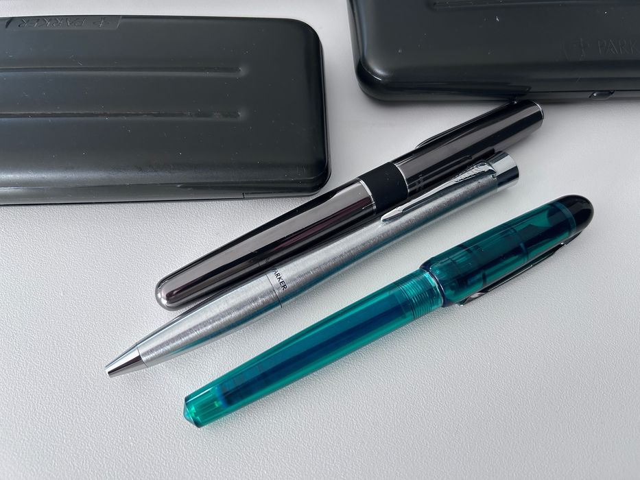 Material Montblanc e Parker