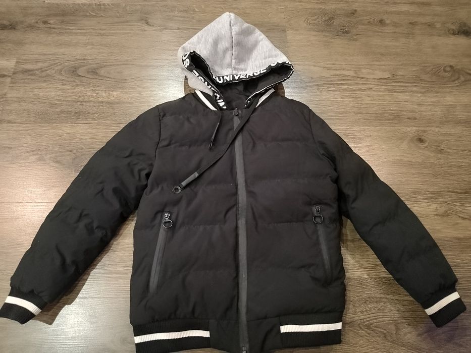 Продам курточку осінь - весна