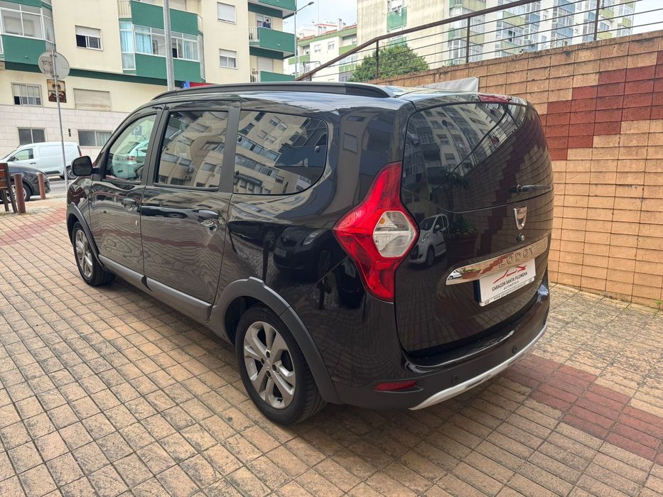 Dacia Lodgy 1.5 DCi - 7 Lugares - 18 Meses de Garantia