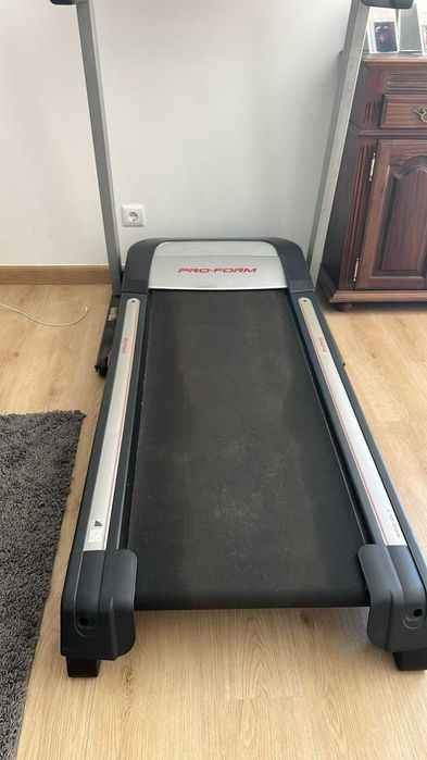 Pro Form Treadmill429595270034247681