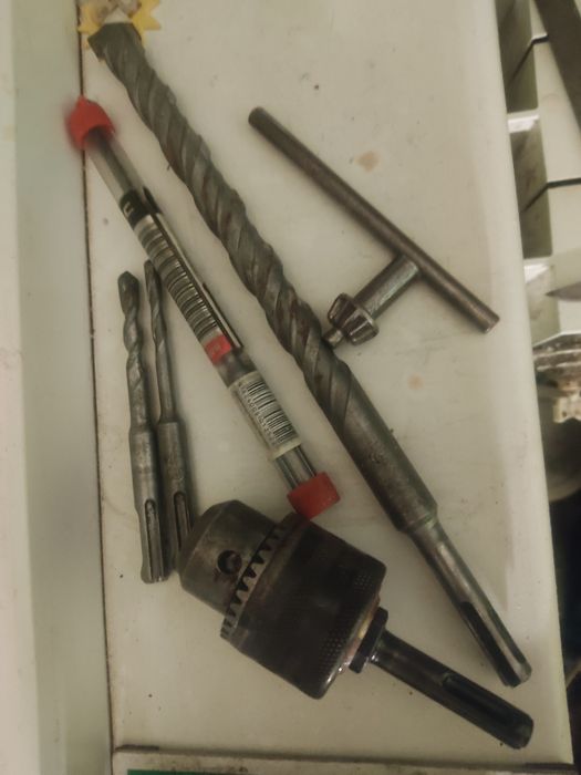 Перфоратор DeWALT