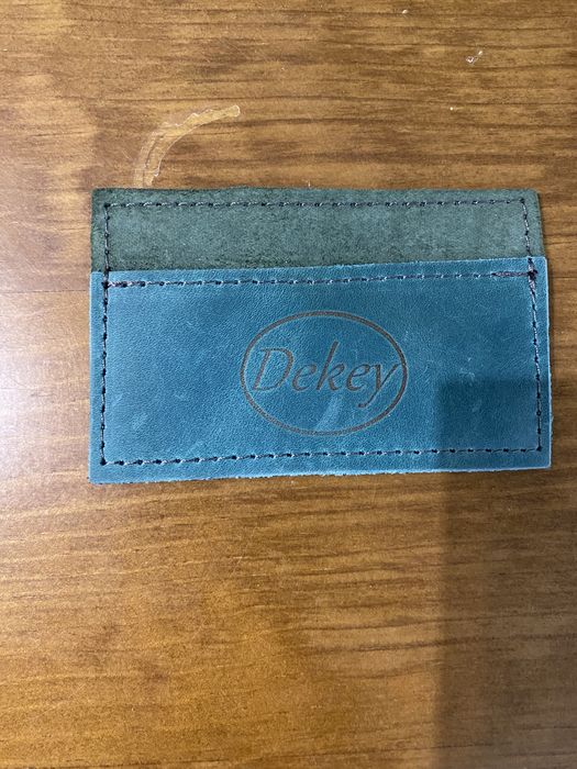 Carteira para cartão de crédito em pele genuína