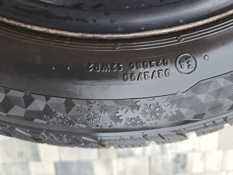Koła opony z felgami 4 szt bardzo dobry stan 175/65 15R zimowe
