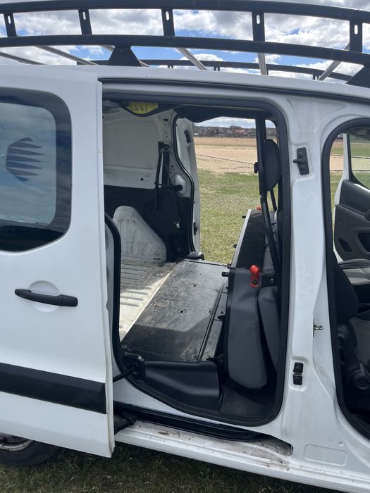 Citroen Berlingo LONG 5 osób