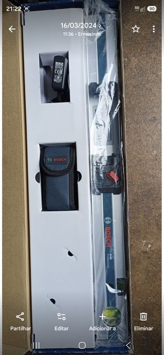 Medidor Laser de distâncias Boch  com calha de medição.