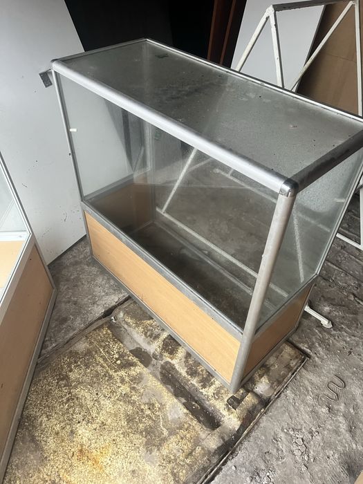 Продам витрины в отличном состоянии