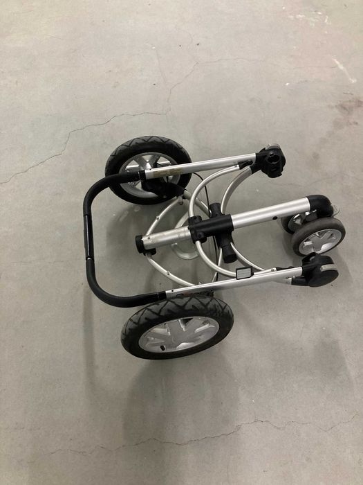 Carrinho de Bebé Quinny + Ovo Maxi-Cosi – Em Excelente Estado!