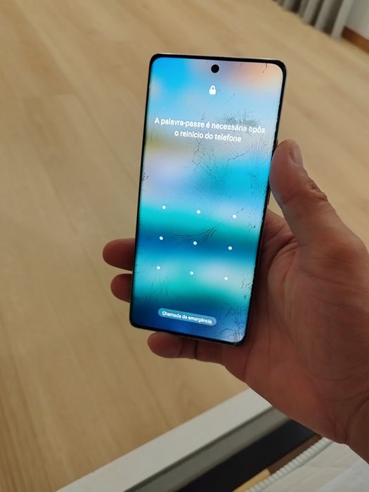 Telemóvel Realme GT 6T  (ainda com garantia)