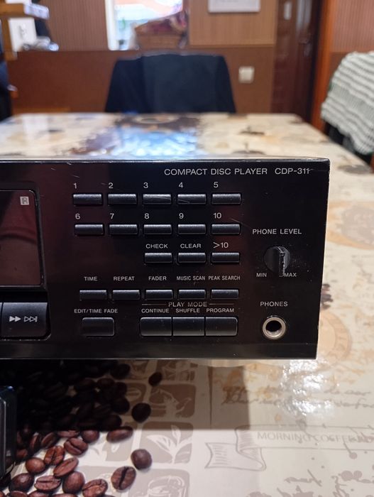 CD програвач SONY CDP-311