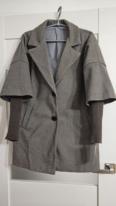 Płaszczyk  fango wiosna. Nowy. Roz42