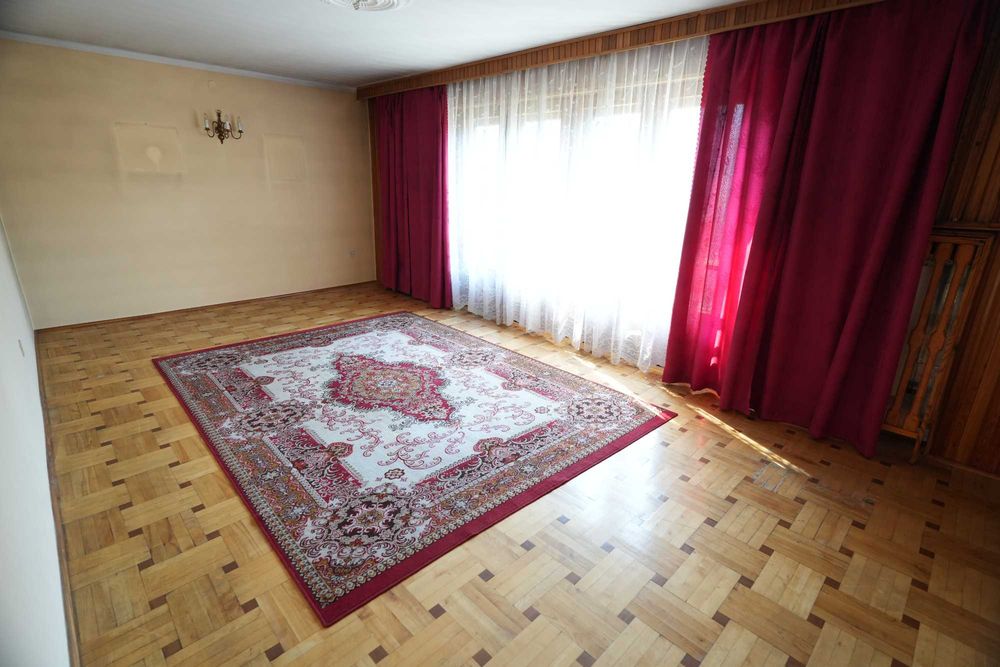 Dom mieszkalny z działką 24a w Łańcucie, blisko centrum.