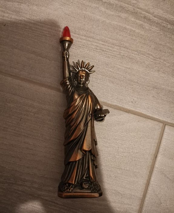 Isqueiro colecionável estátua da liberdade