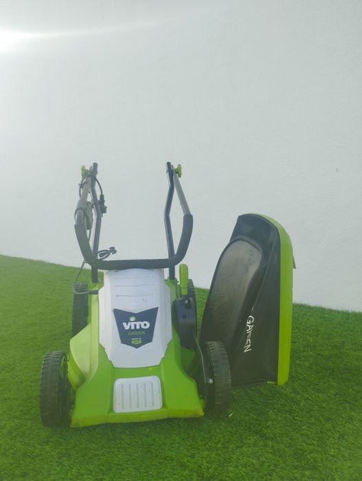 Corta relva elétrico