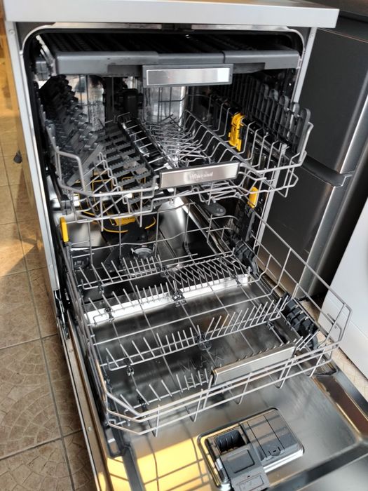 Wolnostojąca zmywarka Whirlpool