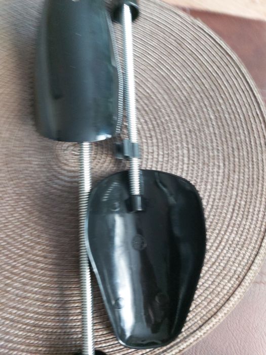 Prawidła do butów, nowe.