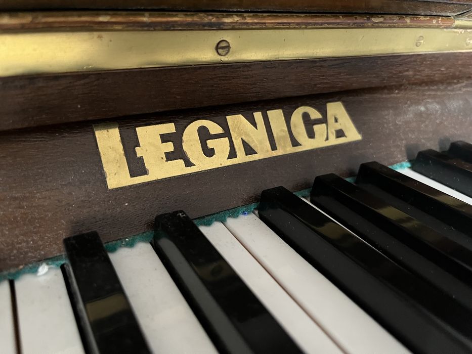 Pianino Legnica stan bardzo dobry